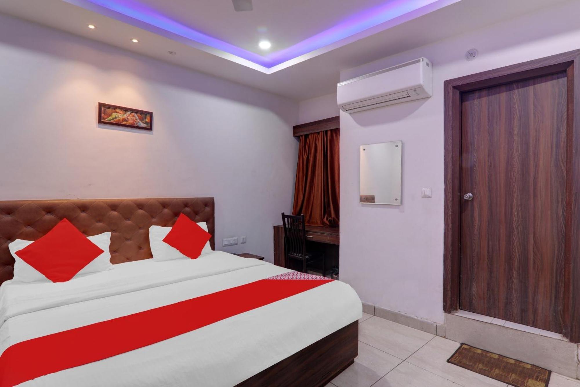 Super Hotel O Satya Shiv Inn Banthra Sikandarpur Exterior foto